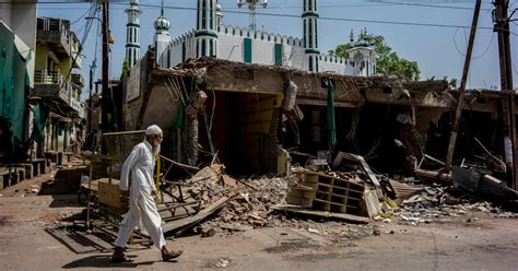  O Ataque à Ilha de Kedah: Uma Saga Marítima Entre Hindus e Musulmanos no Sudeste Asiático